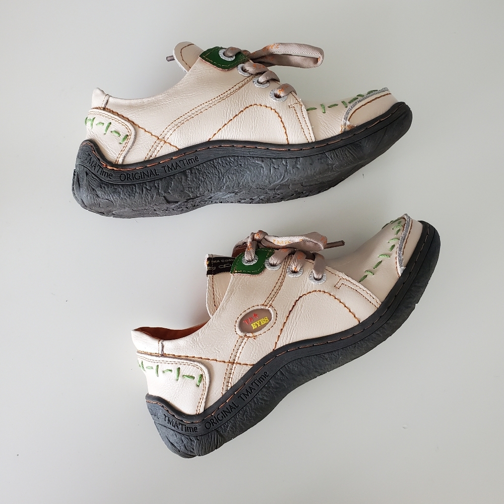 Tma Eyes 6.5 Leather Shoes Germany Wide toe Runners Cream Active Embroidery